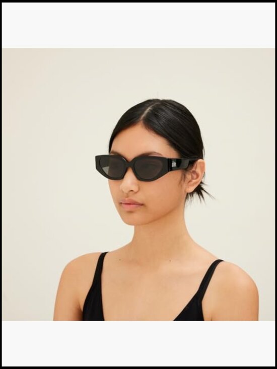 Retro Cat Eye Sunglasses with Polarized Lenses main image 4